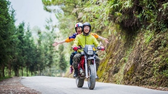 Du lịch gần Hà Nội bằng xe máy sẽ mang cho bạn thật nhiều trải nghiệm