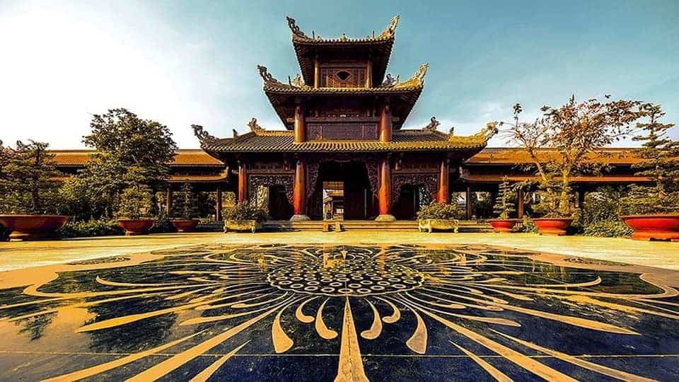 Nam Phương Linh Từ ấn tượng với kiến trúc độc đáo