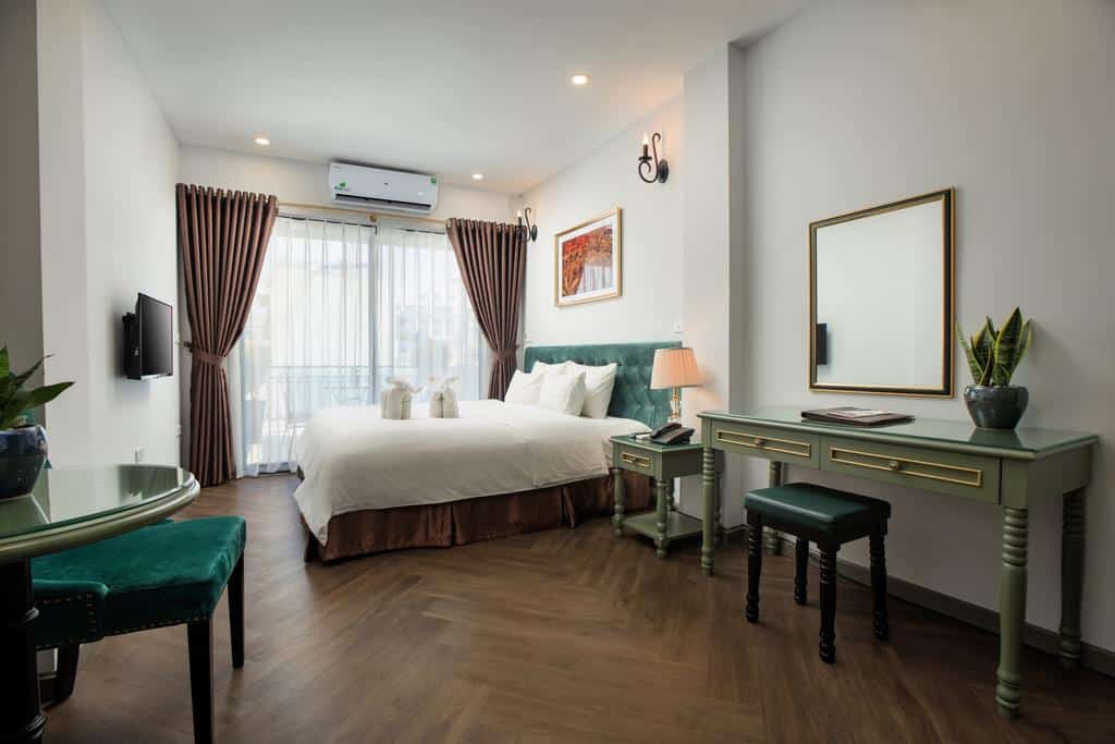 Phòng nghỉ với nội thất cao cấp, gam màu nhã nhặn đem đến cảm giác thoải mái cho khách hàng