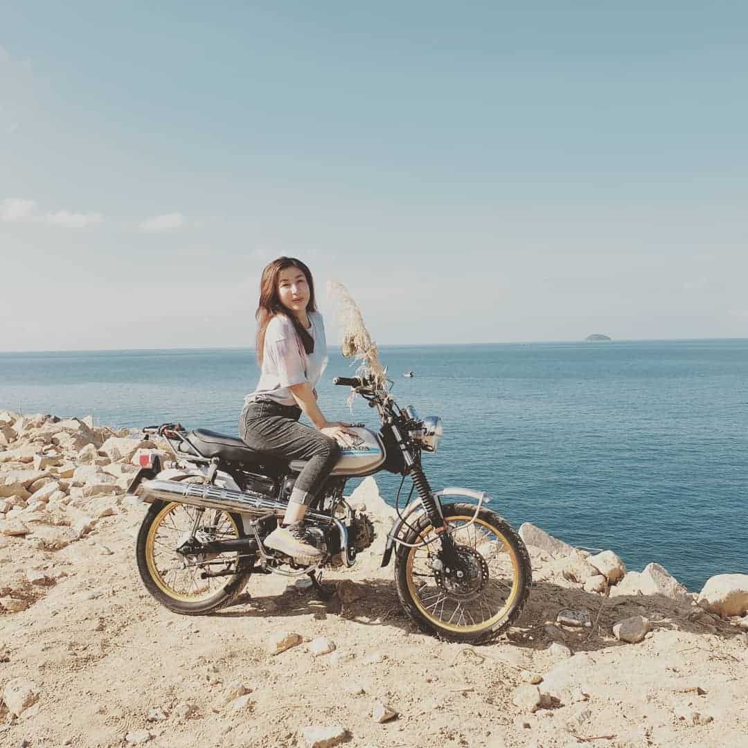 Nếu bạn muốn phượt đảo Hòn Nghệ thì có thể mang theo xe máy nhé. Hình: @kelvin_huynh_521
