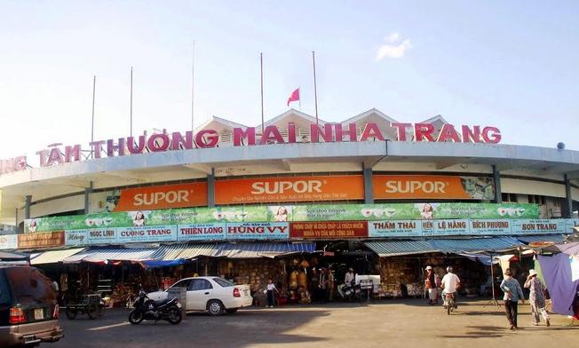 Trung tâm thương mại Nha Trang địa chỉ mua quần áo nổi tiếng