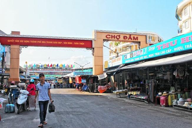 Chợ Đầm Nha Trang địa chỉ mua hải sản nổi tiếng