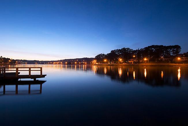 Hồ Xuân Hương - Cảnh đẹp ở Đà Lạt lung linh về đêm dưới ánh đèn
